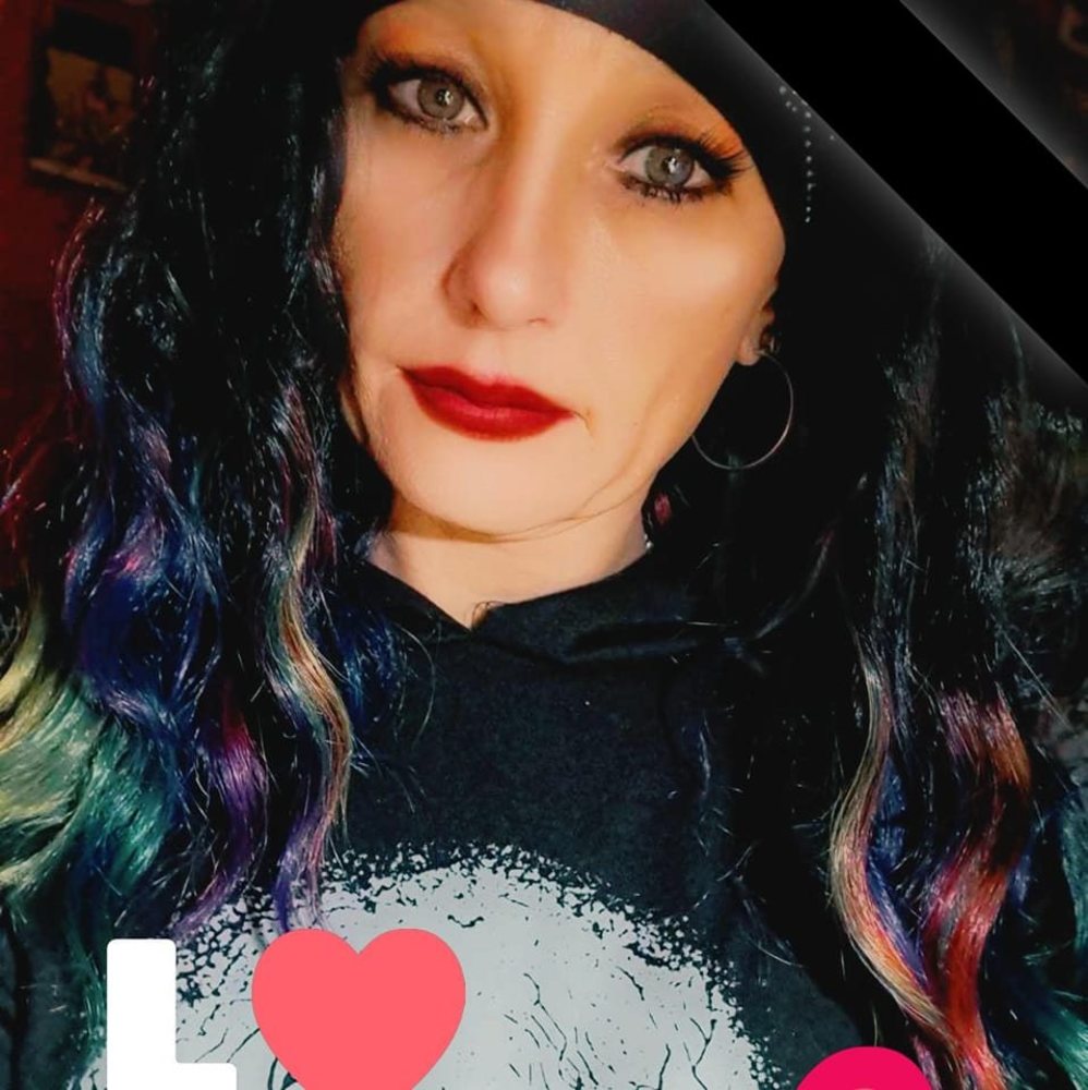 Meet your Posher, Christy